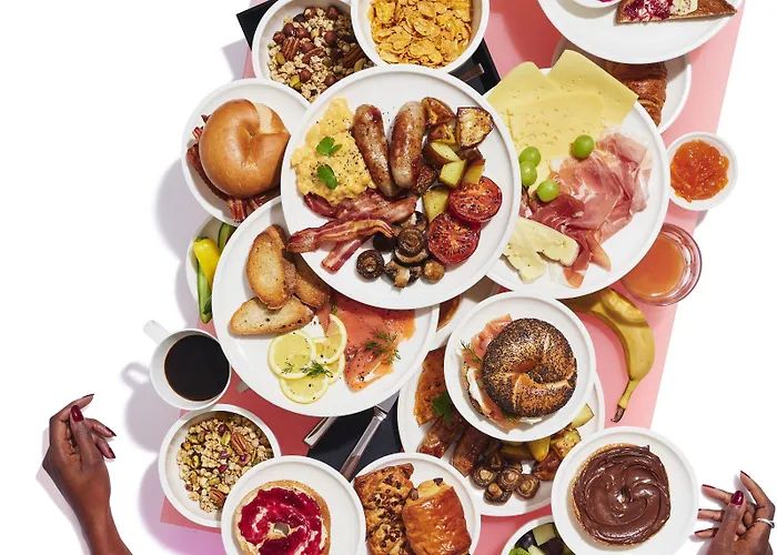 מלון Citizenm South 4*