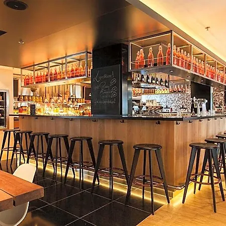 Hotel Citizenm South 4*