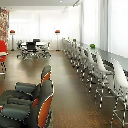 Citizenm South Hotel 4*