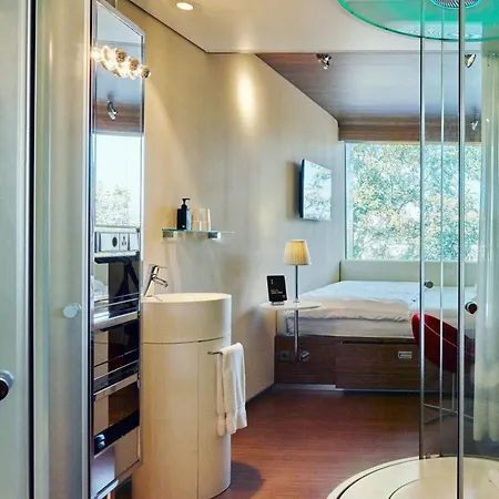 Otel Citizenm South 4*