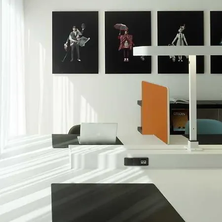 Otel Citizenm South 4*